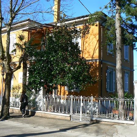 B&B Aquilone Урбино Экстерьер фото