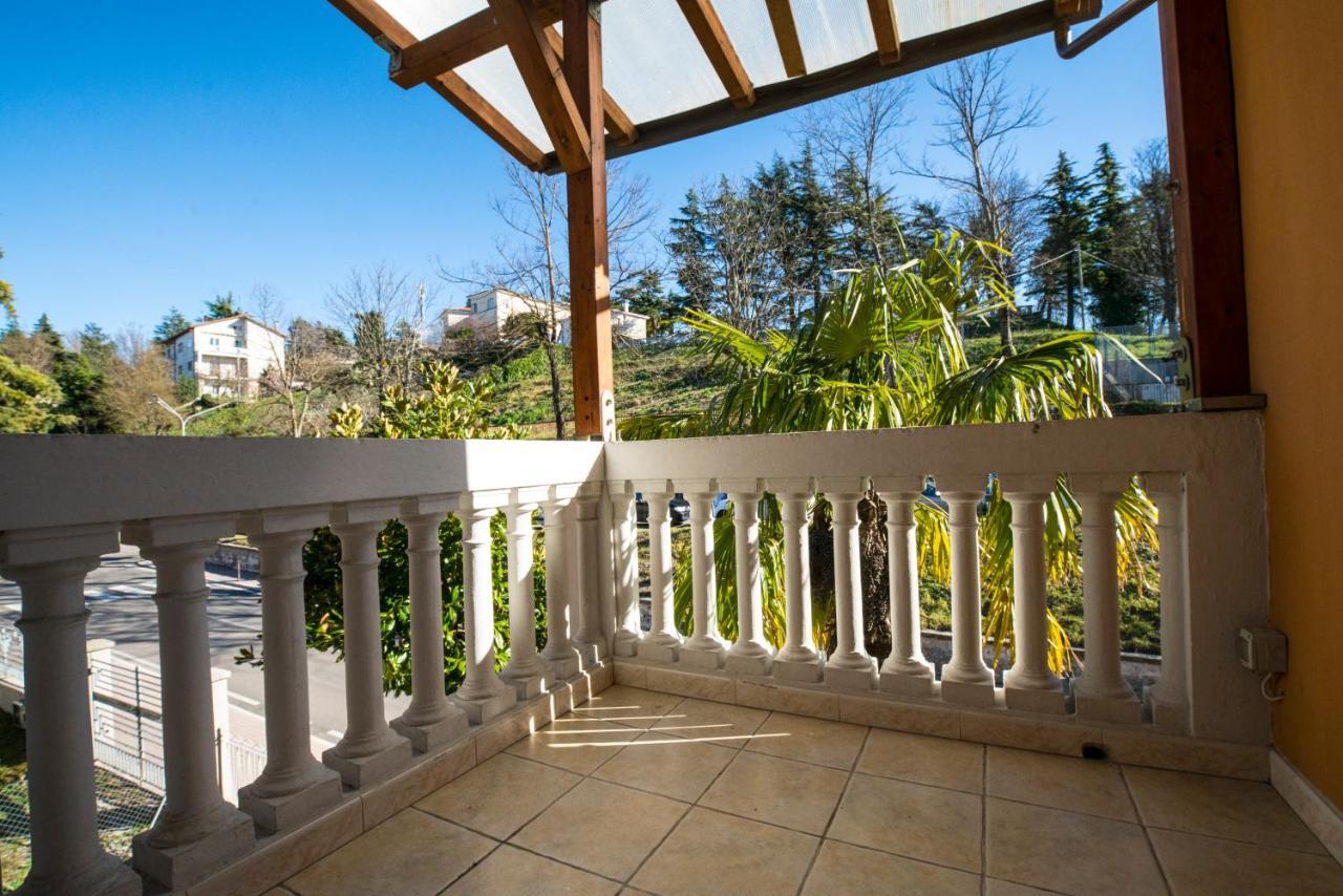 B&B Aquilone Урбино Экстерьер фото